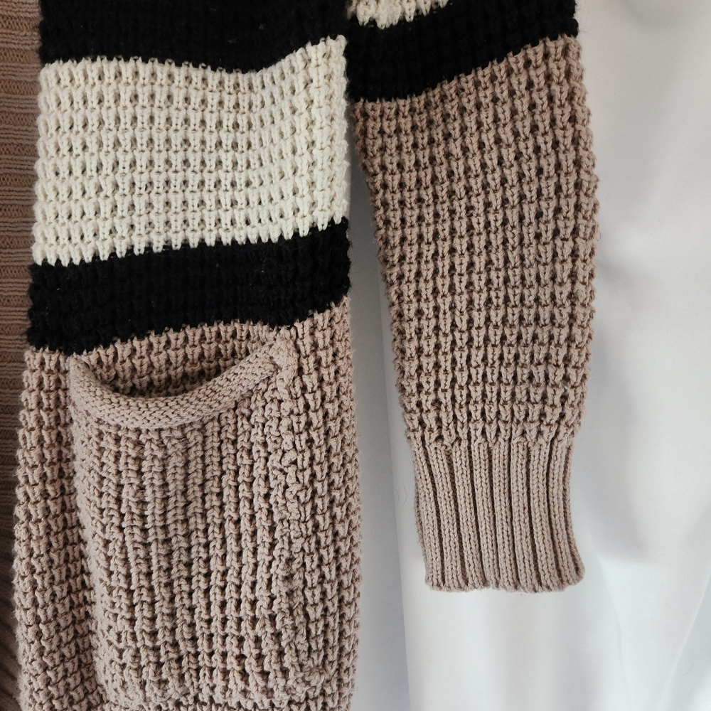 Ladies Sweater Sz M - Picture 6 of 14